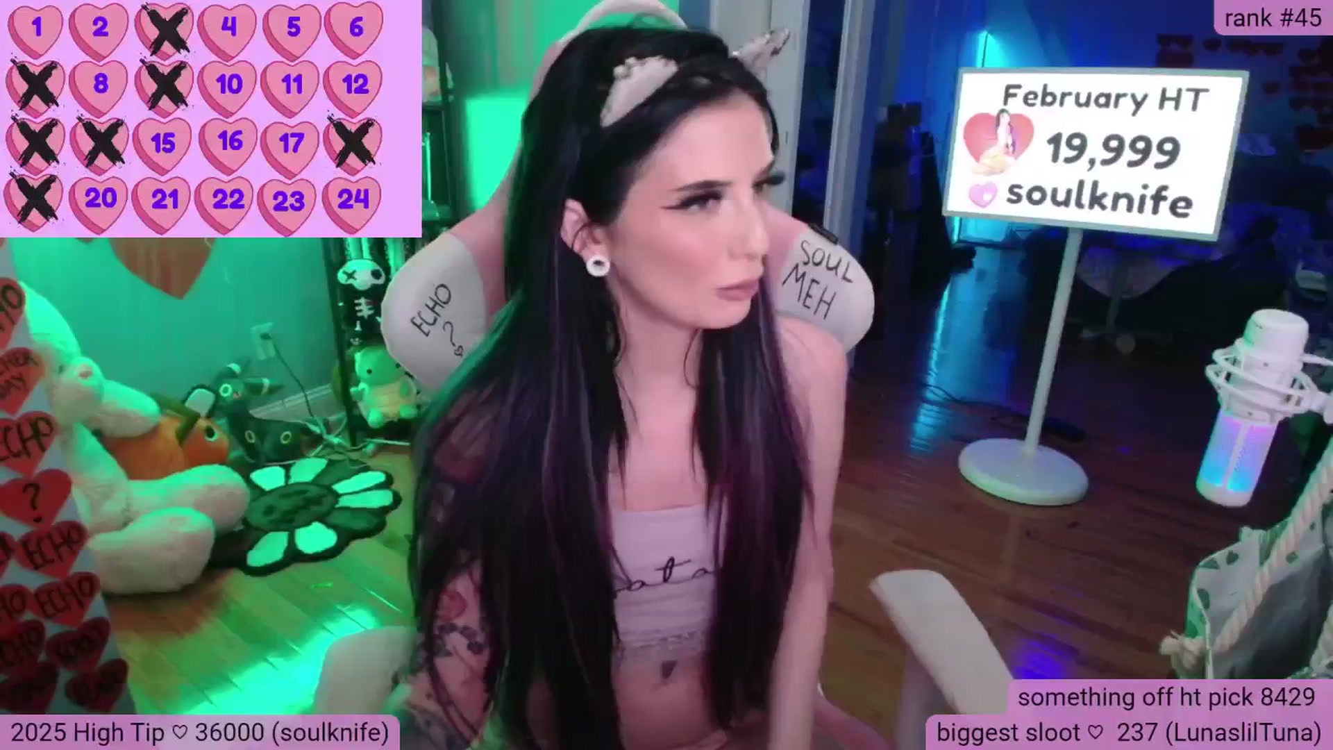 Gallery image thumbnail from BabeAriel's myfreecams stream on, 02/17/2025, 03:59 image 2 of 20