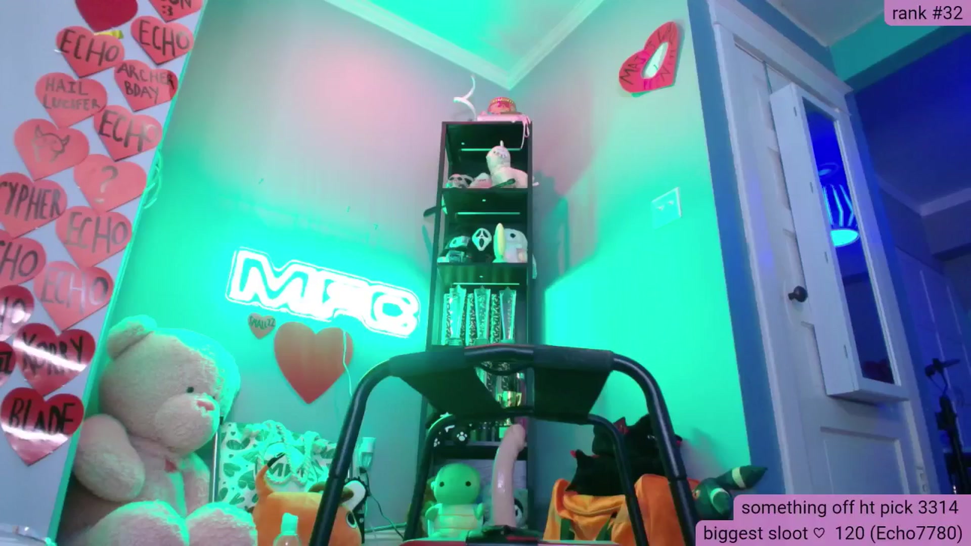 Gallery image thumbnail from BabeAriel's myfreecams stream on, 02/21/2025, 03:31 image 16 of 20