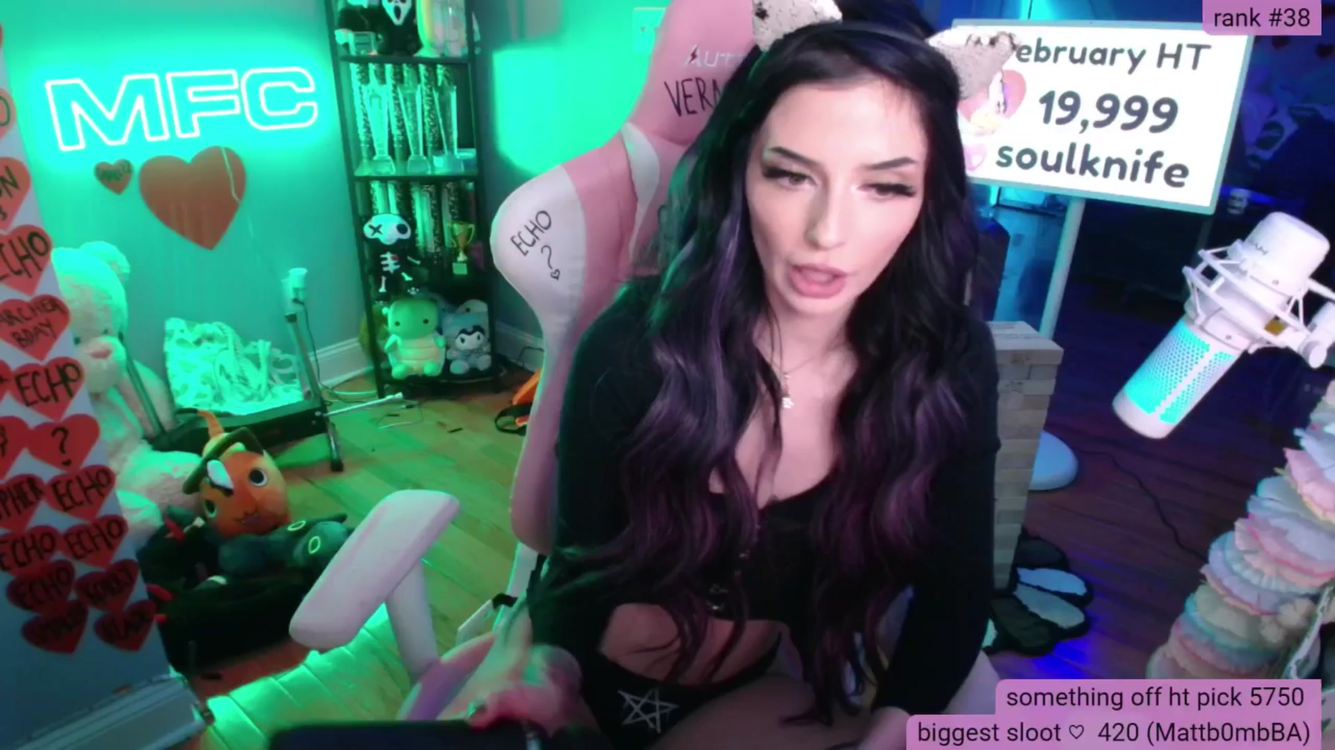 Gallery image thumbnail from BabeAriel's myfreecams stream on, 02/24/2025, 03:11 image 8 of 20