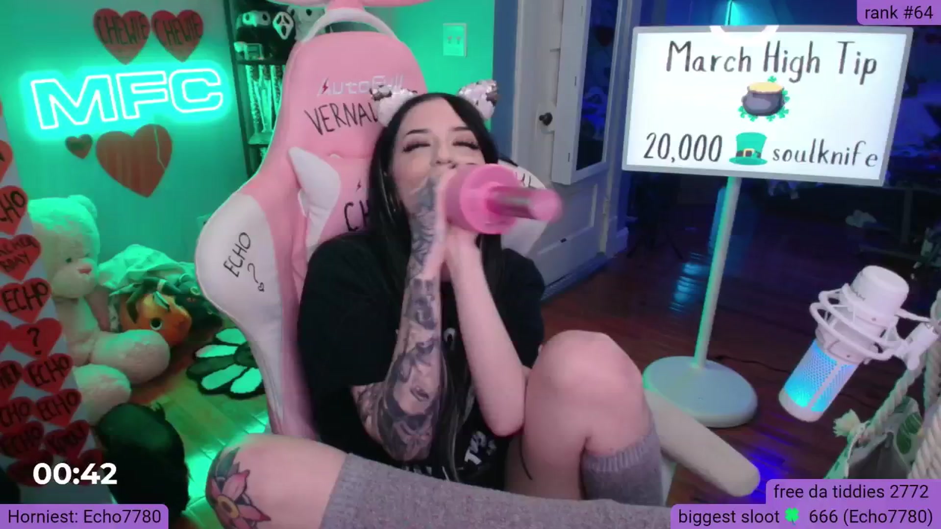Gallery image thumbnail from BabeAriel's myfreecams stream on, 03/14/2025, 03:21 image 10 of 20