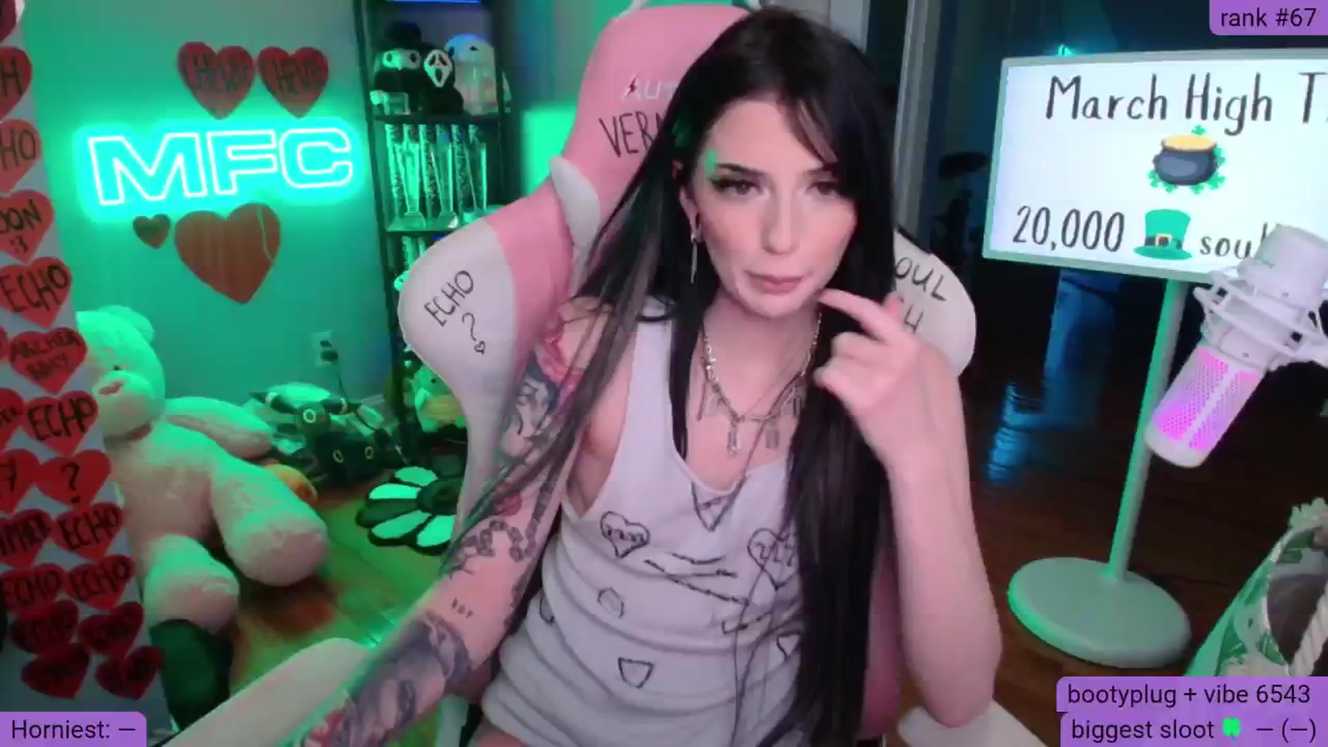 Gallery image thumbnail from BabeAriel's myfreecams stream on, 03/17/2025, 24:57 image 1 of 20