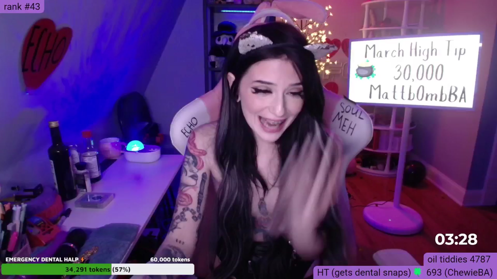 Gallery image thumbnail from BabeAriel's myfreecams stream on, 04/01/2025, 05:05 image 16 of 20