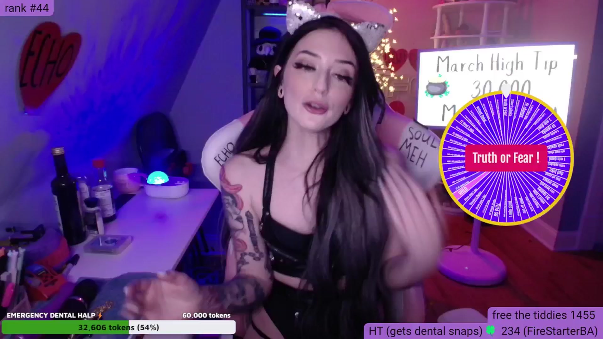Gallery image thumbnail from BabeAriel's myfreecams stream on, 04/01/2025, 05:05 image 13 of 20