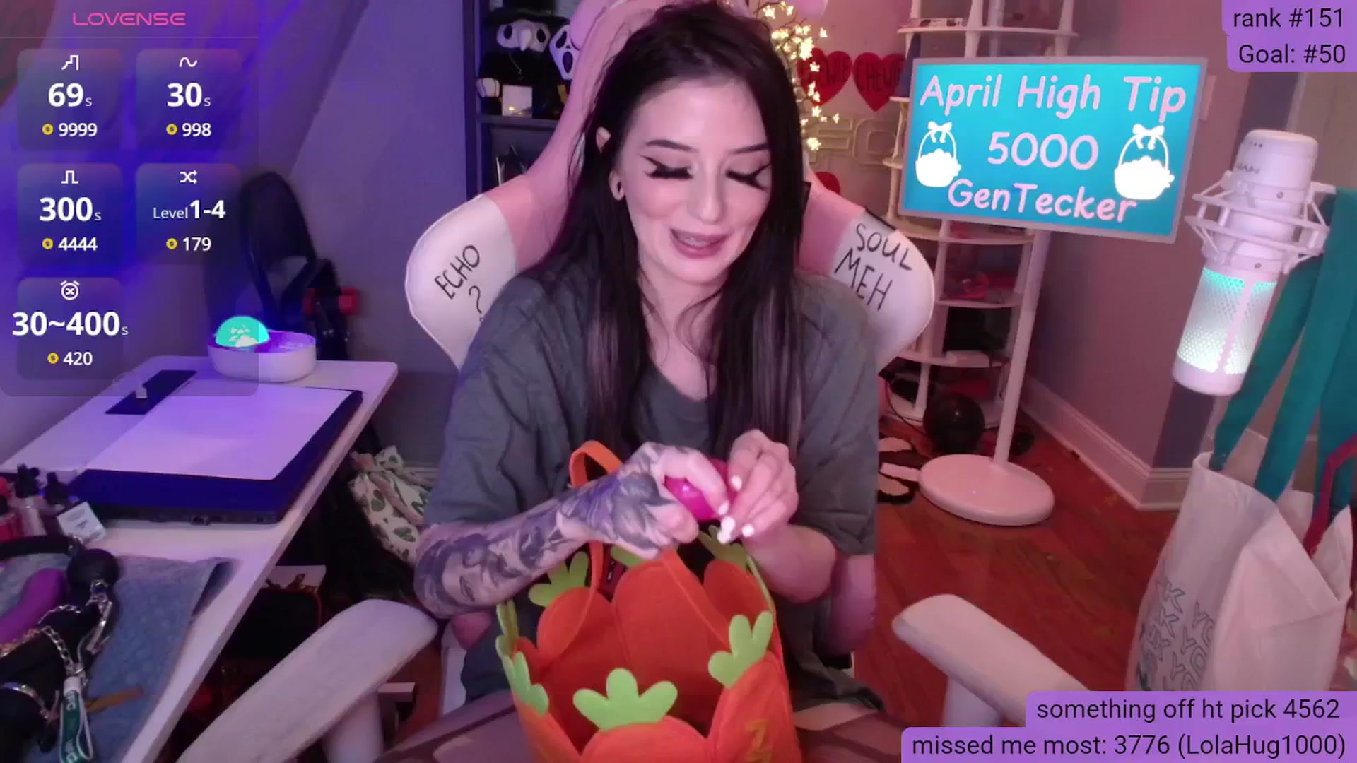 Gallery image thumbnail from BabeAriel's myfreecams stream on, 04/13/2025, 04:57 image 2 of 20
