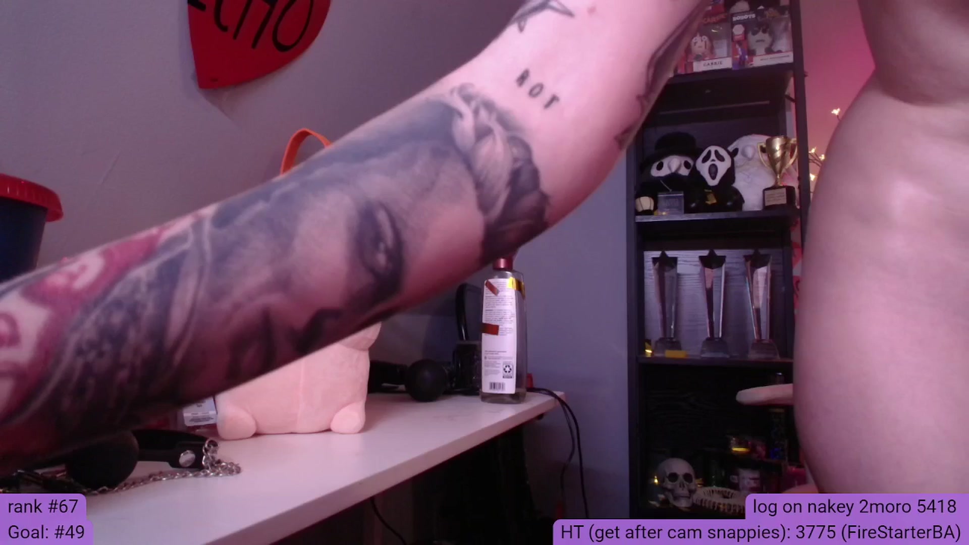 Gallery image thumbnail from BabeAriel's myfreecams stream on, 05/01/2025, 04:05 image 15 of 20