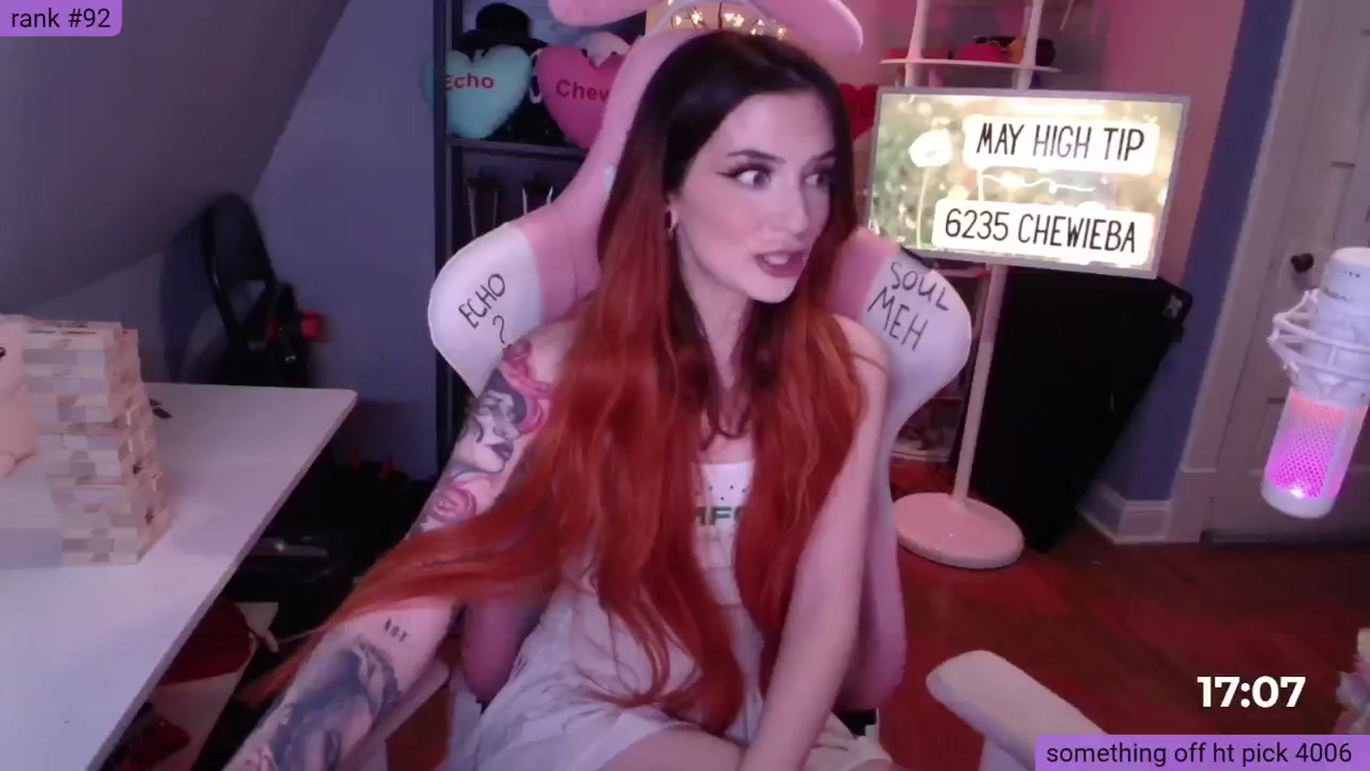 Gallery image thumbnail from BabeAriel's myfreecams stream on, 05/15/2025, 04:33 image 4 of 20