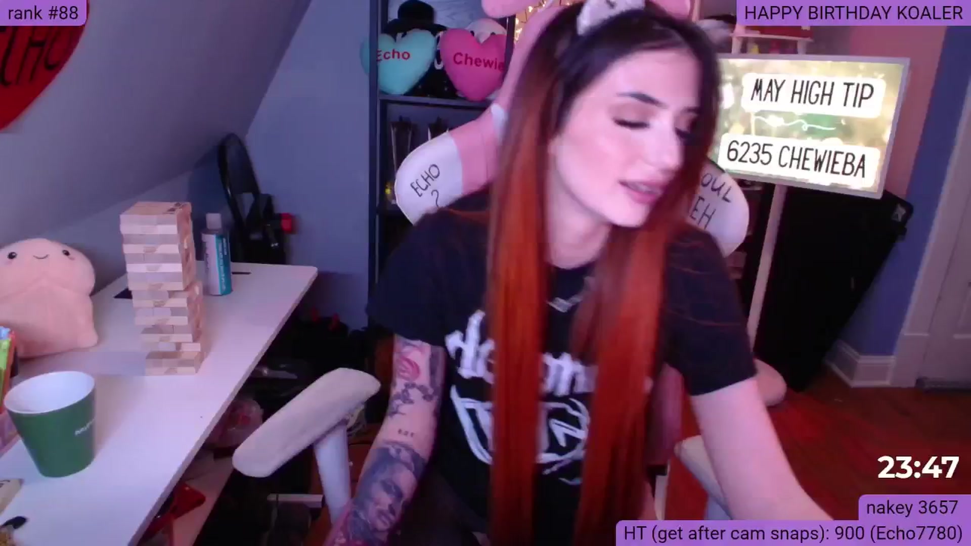 Gallery image thumbnail from BabeAriel's myfreecams stream on, 05/17/2025, 02:23 image 12 of 20