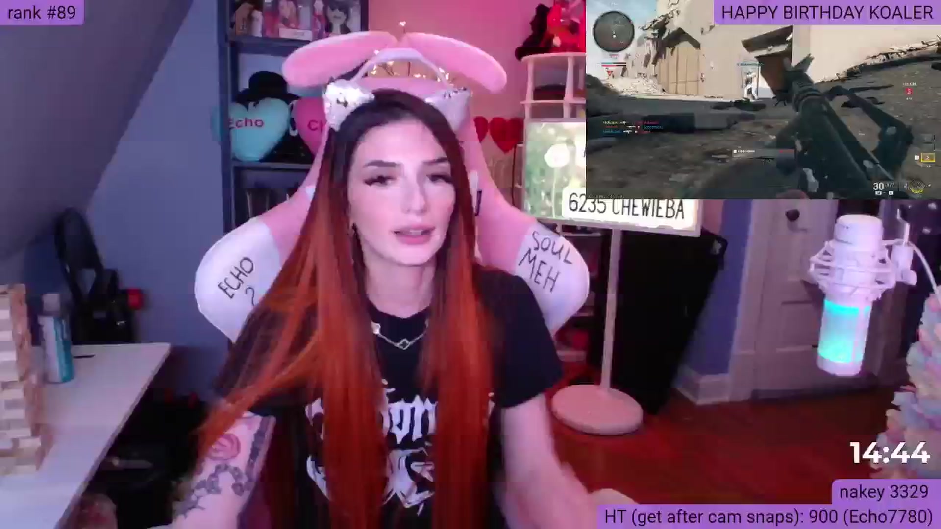 Gallery image thumbnail from BabeAriel's myfreecams stream on, 05/17/2025, 02:23 image 15 of 20