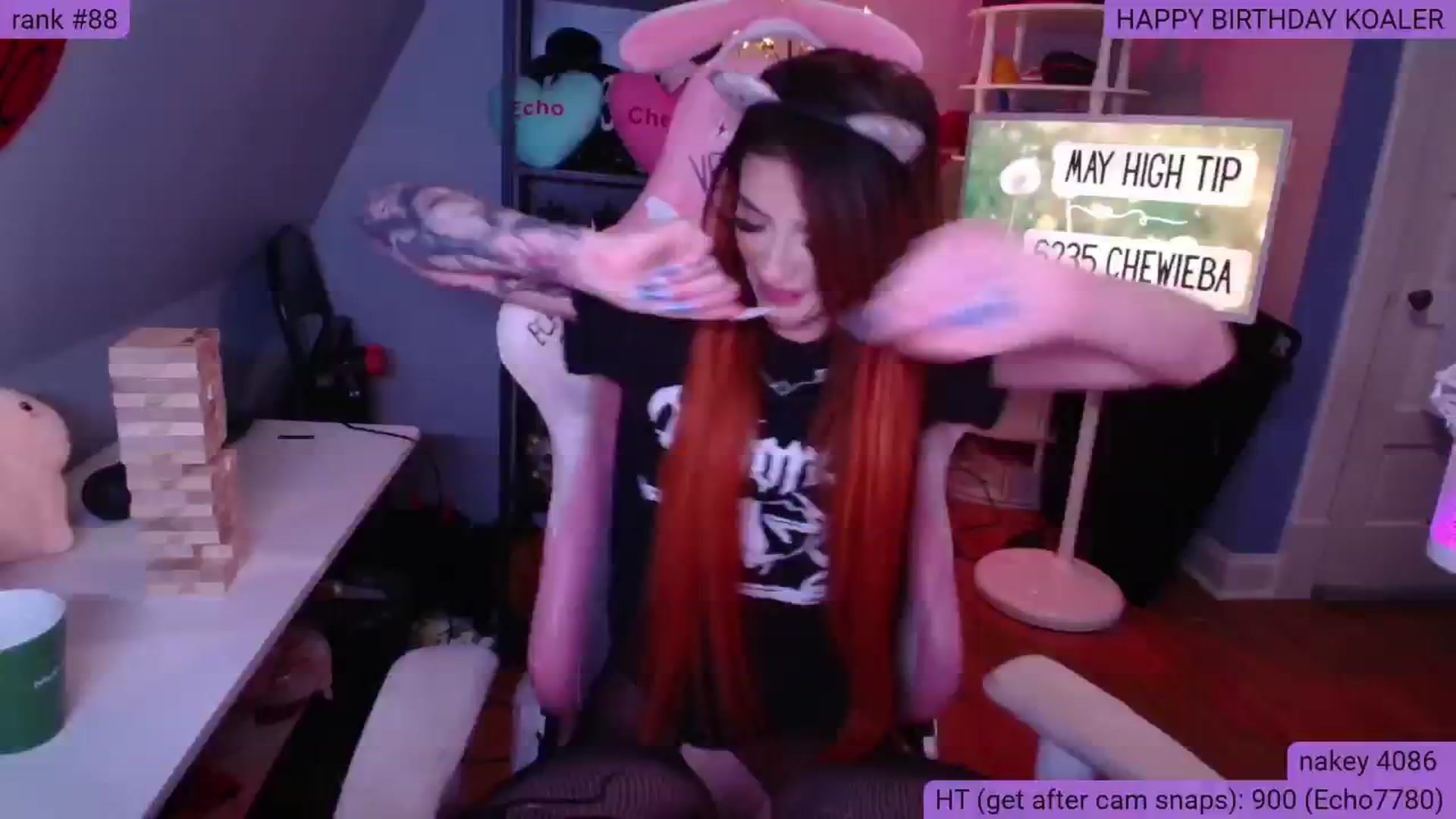 Gallery image thumbnail from BabeAriel's myfreecams stream on, 05/17/2025, 02:23 image 8 of 20