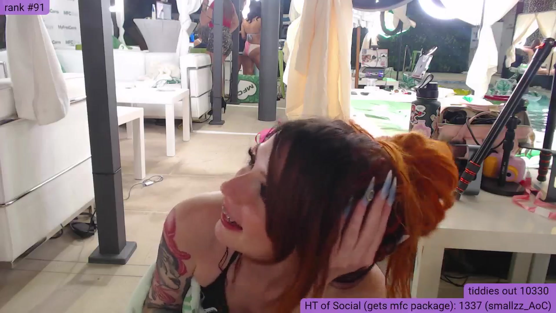 Gallery image thumbnail from BabeAriel's myfreecams stream on, 05/20/2025, 06:01 image 7 of 20