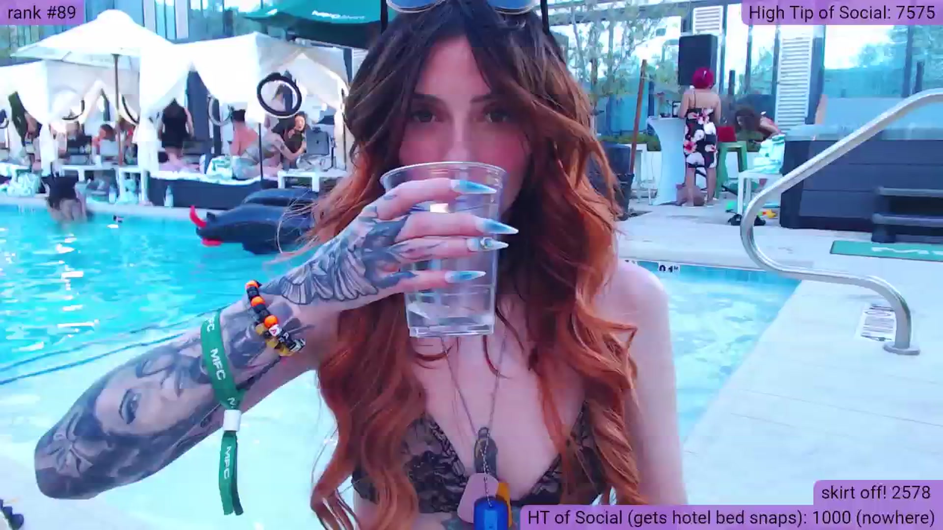 Gallery image thumbnail from BabeAriel's myfreecams stream on, 05/22/2025, 04:45 image 6 of 20