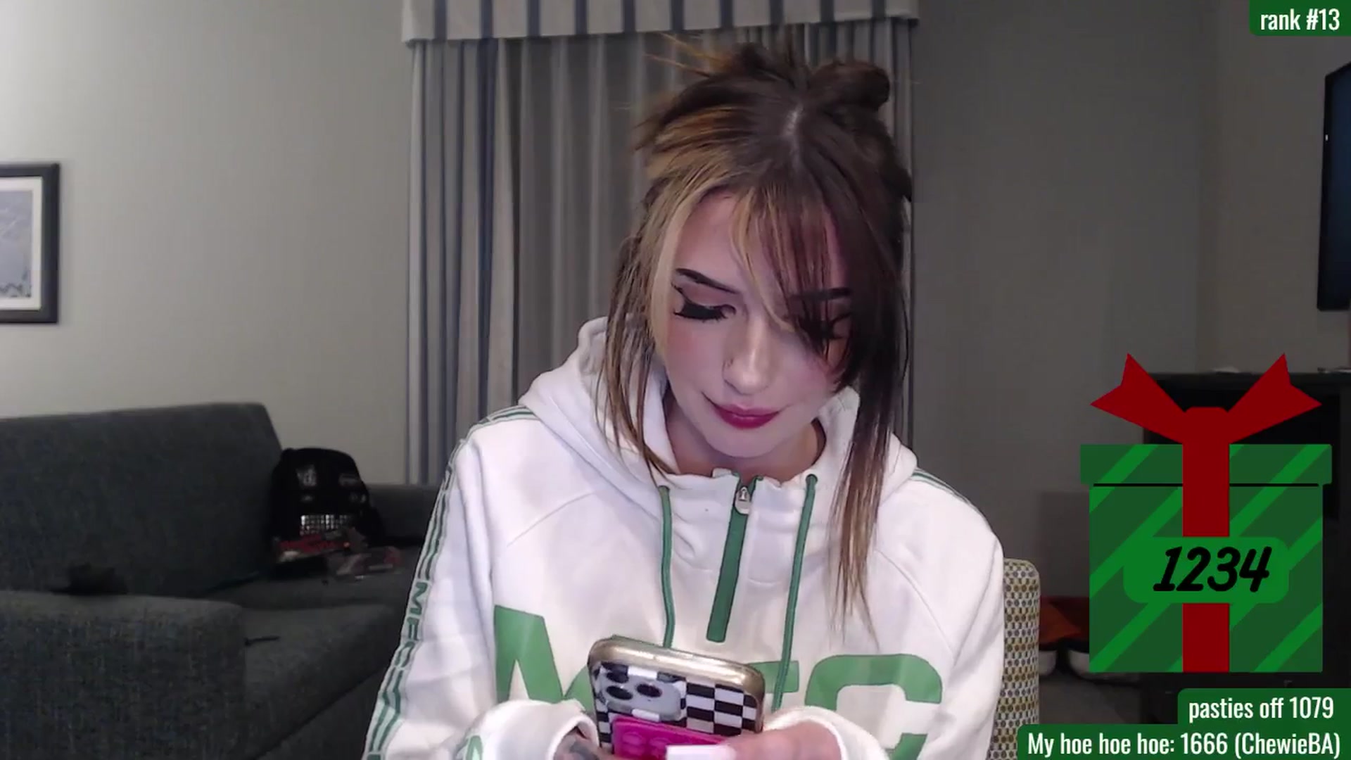Gallery image thumbnail from BabeAriel's myfreecams stream on, 12/07/2025, 06:38 image 14 of 20