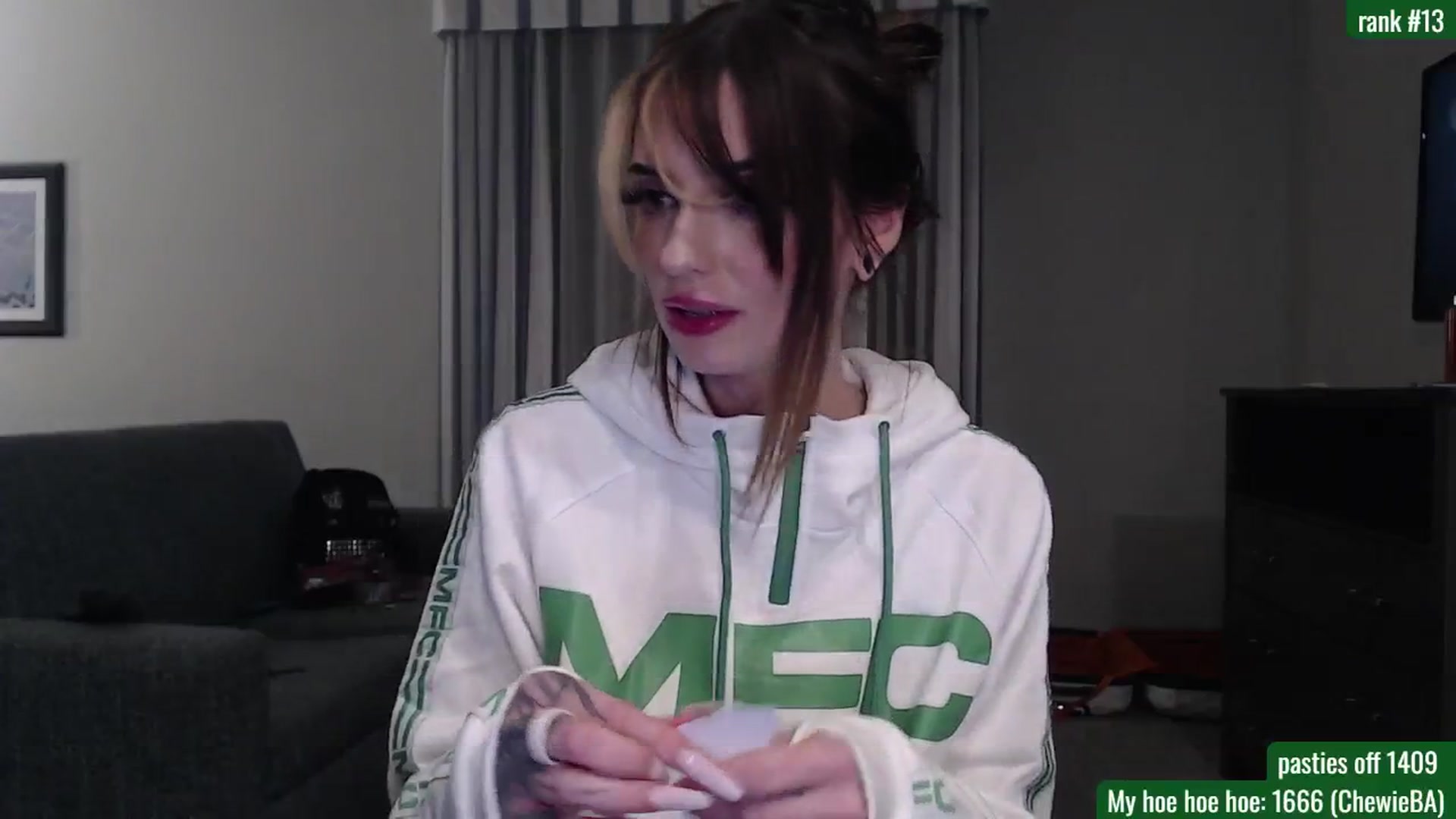Gallery image thumbnail from BabeAriel's myfreecams stream on, 12/07/2025, 06:38 image 10 of 20