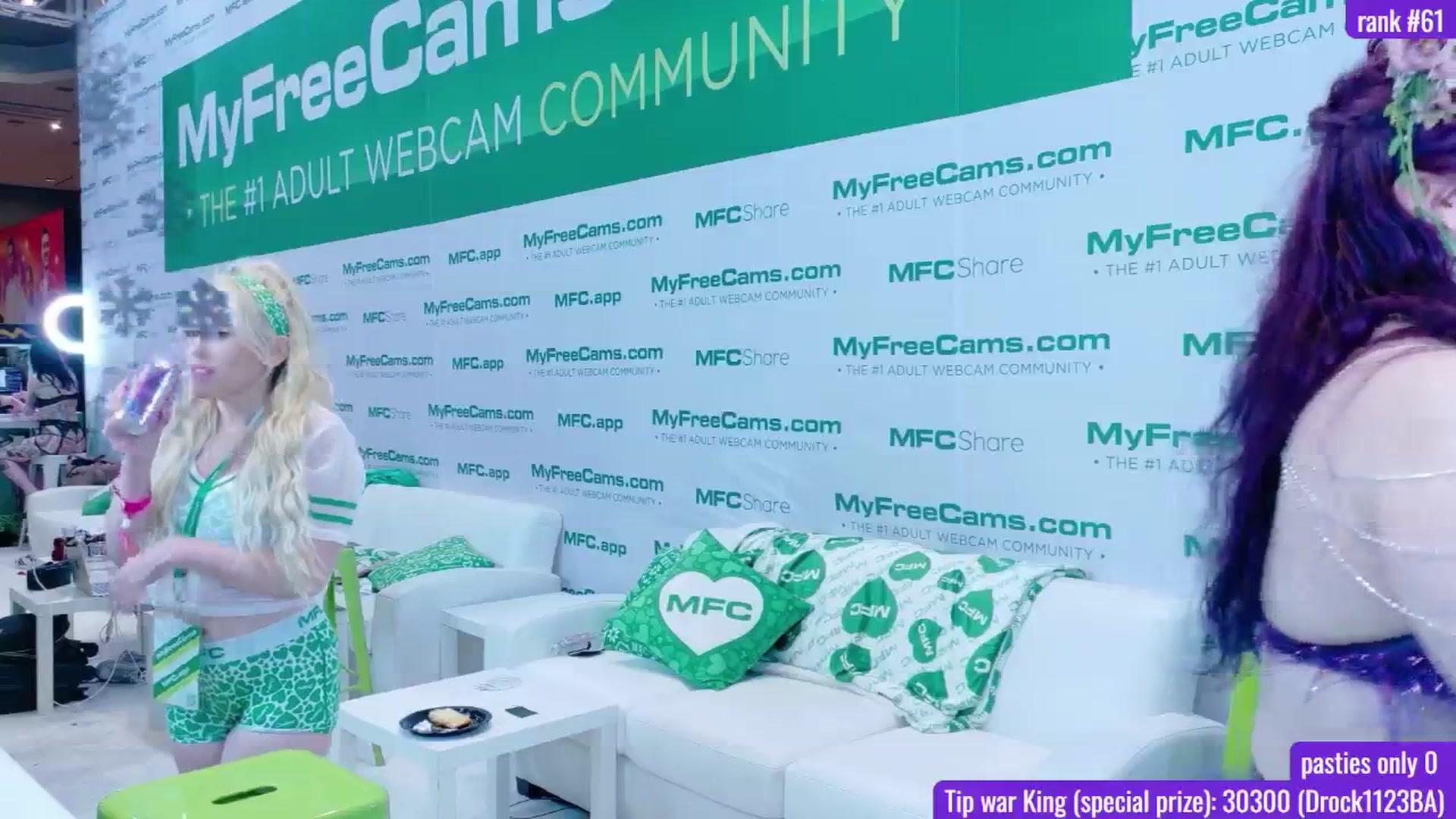 Gallery image thumbnail from BabeAriel's myfreecams stream on, 01/23/2026, 03:31 image 15 of 20