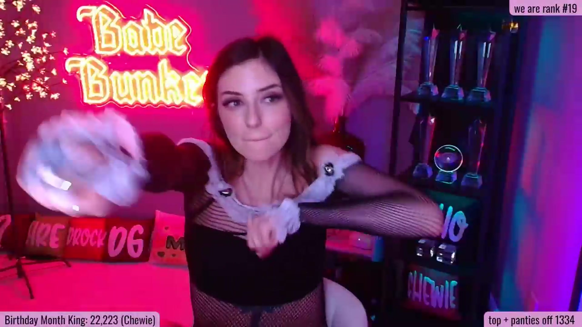 Gallery image thumbnail from BabeAriel's myfreecams stream on, 06/27/2026, 04:14 image 17 of 20