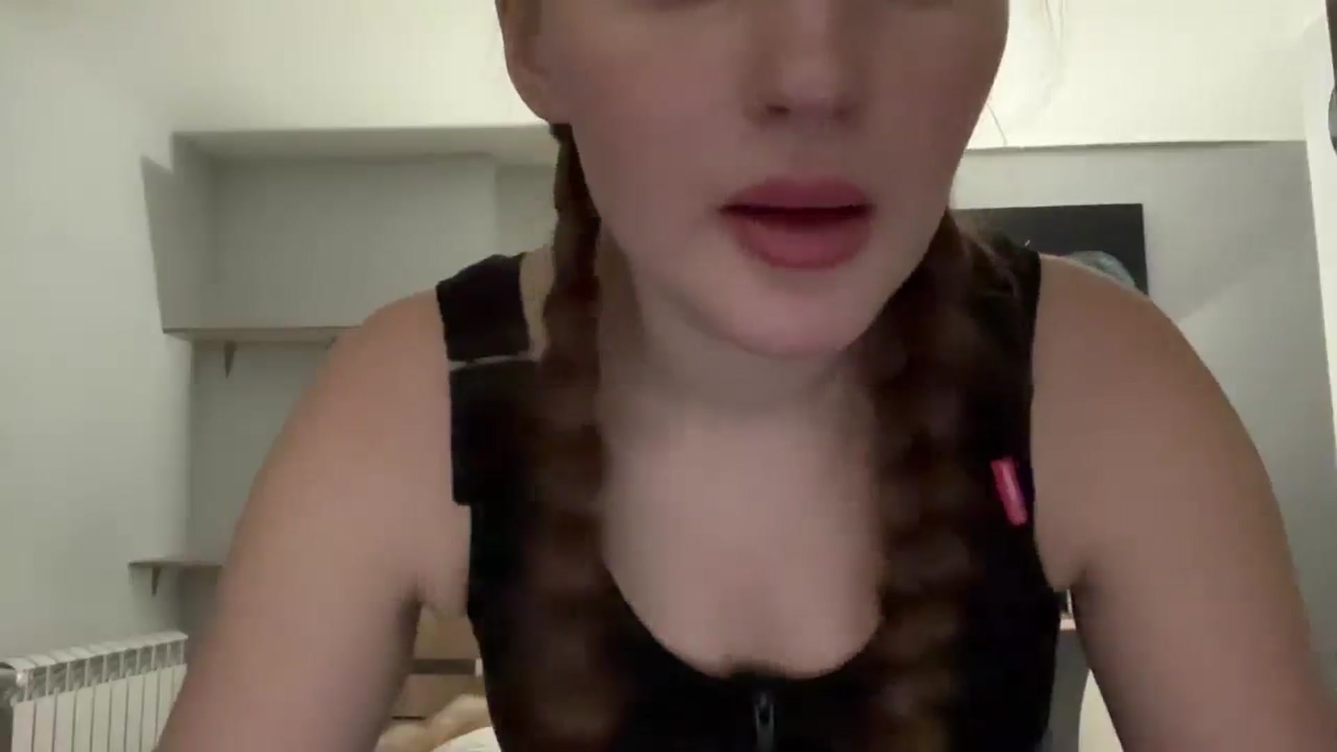 Gallery image thumbnail from BabeRosie's myfreecams stream on, 02/17/2025, 23:30 image 8 of 20