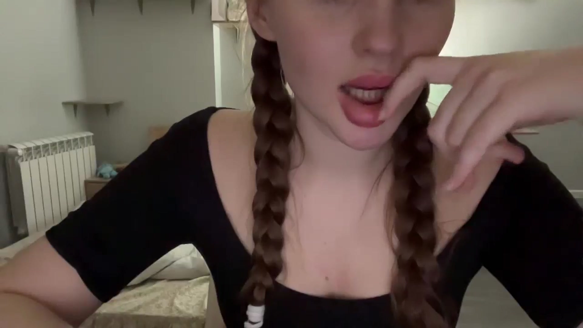 Gallery image thumbnail from BabeRosie's myfreecams stream on, 02/18/2025, 22:30 image 18 of 20