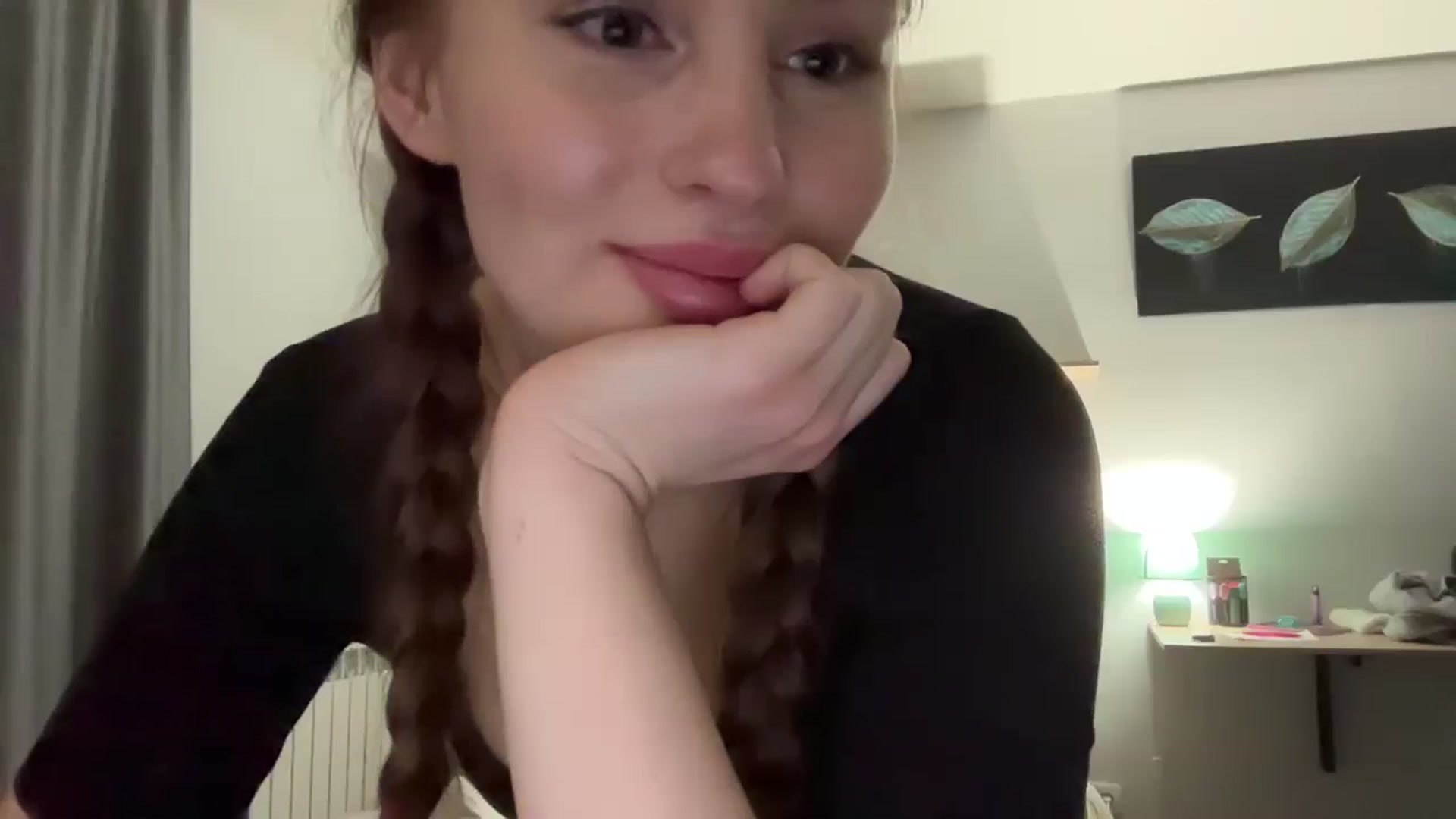 Gallery image thumbnail from BabeRosie's myfreecams stream on, 02/19/2025, 01:19 image 12 of 20