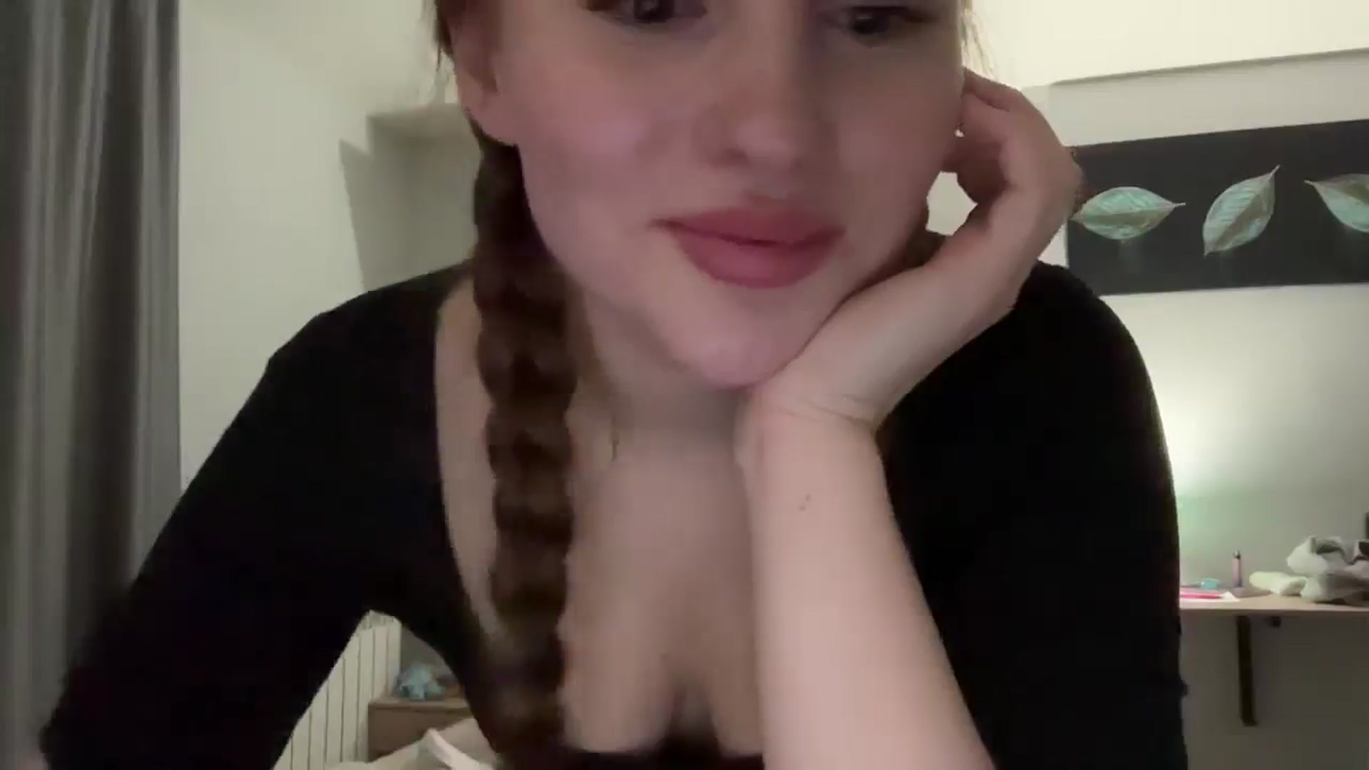 Gallery image thumbnail from BabeRosie's myfreecams stream on, 02/19/2025, 01:19 image 18 of 20