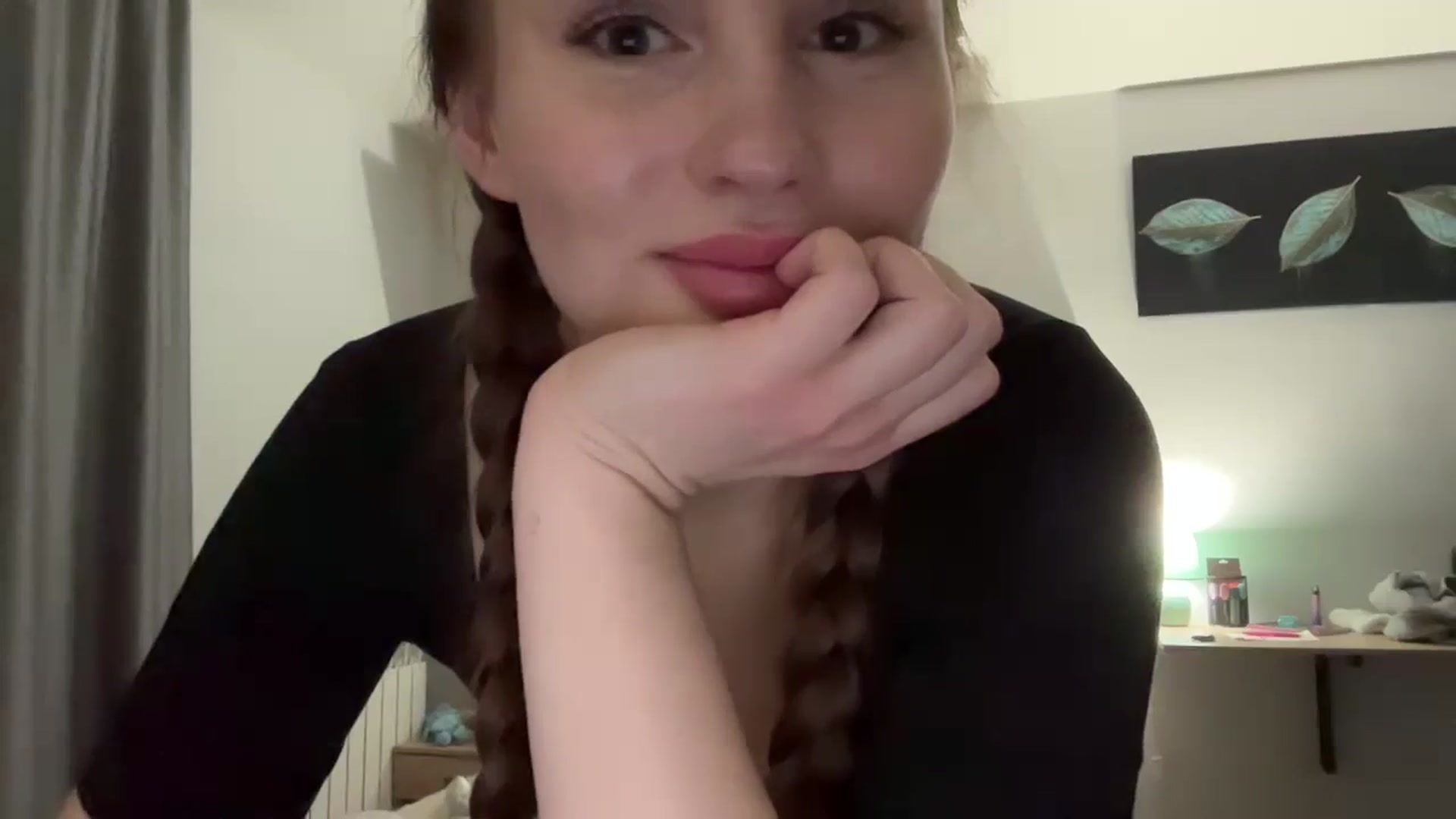 Gallery image thumbnail from BabeRosie's myfreecams stream on, 02/19/2025, 01:19 image 13 of 20