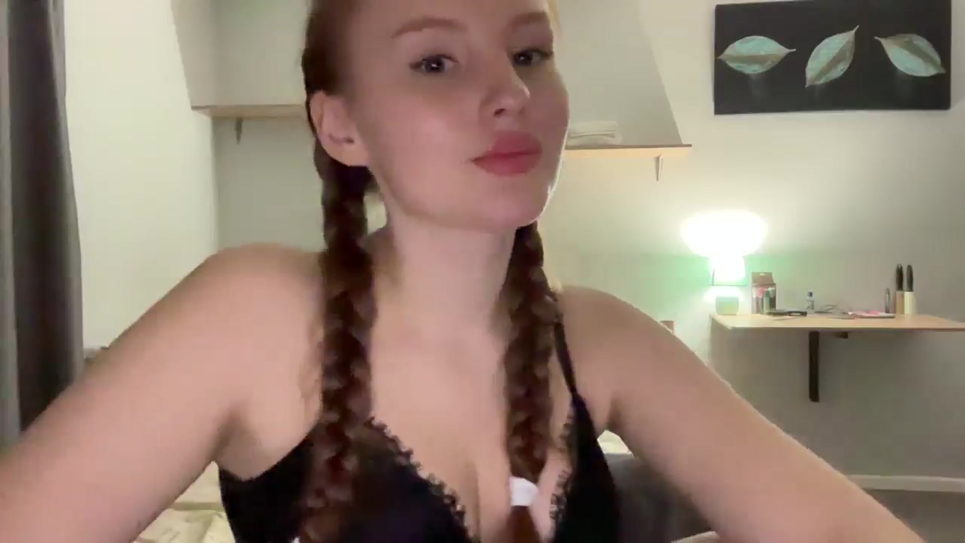 Gallery image thumbnail from BabeRosie's myfreecams stream on, 02/20/2025, 22:55 image 15 of 20