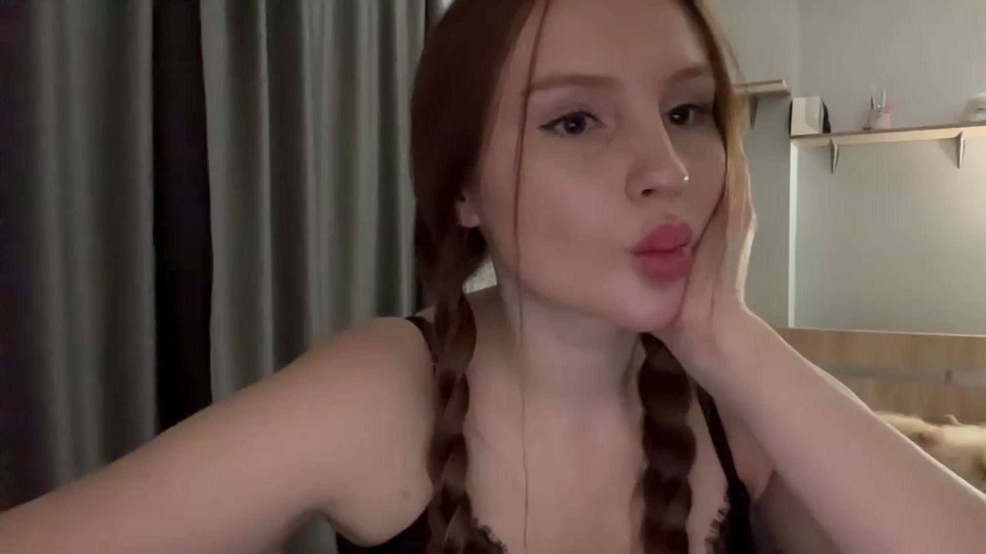Gallery image thumbnail from BabeRosie's myfreecams stream on, 02/22/2025, 02:21 image 13 of 20