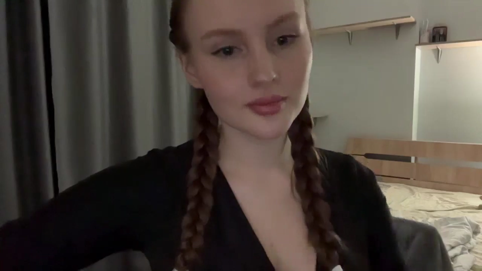 Gallery image thumbnail from BabeRosie's myfreecams stream on, 02/22/2025, 19:15 image 20 of 20