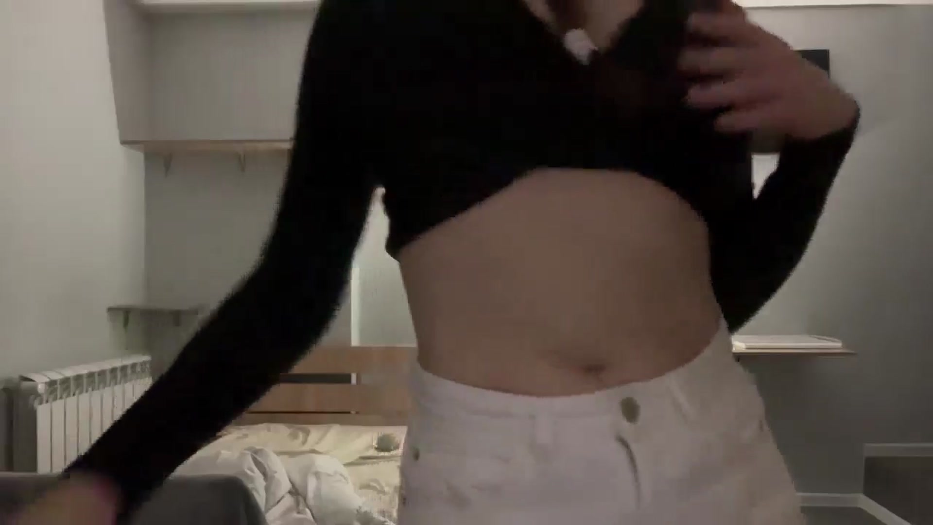 Gallery image thumbnail from BabeRosie's myfreecams stream on, 02/22/2025, 22:39 image 4 of 20