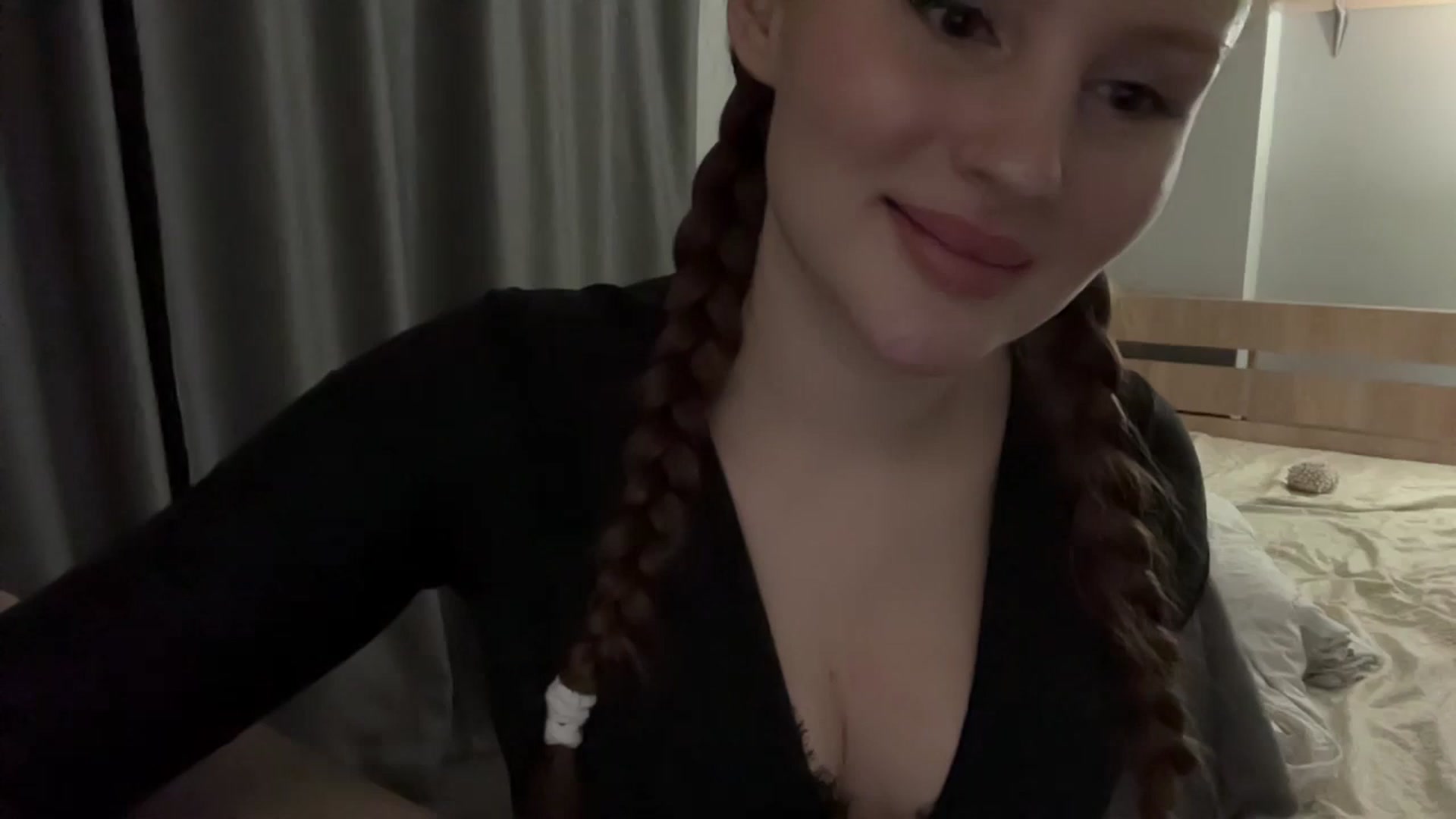 Gallery image thumbnail from BabeRosie's myfreecams stream on, 02/22/2025, 22:39 image 16 of 20