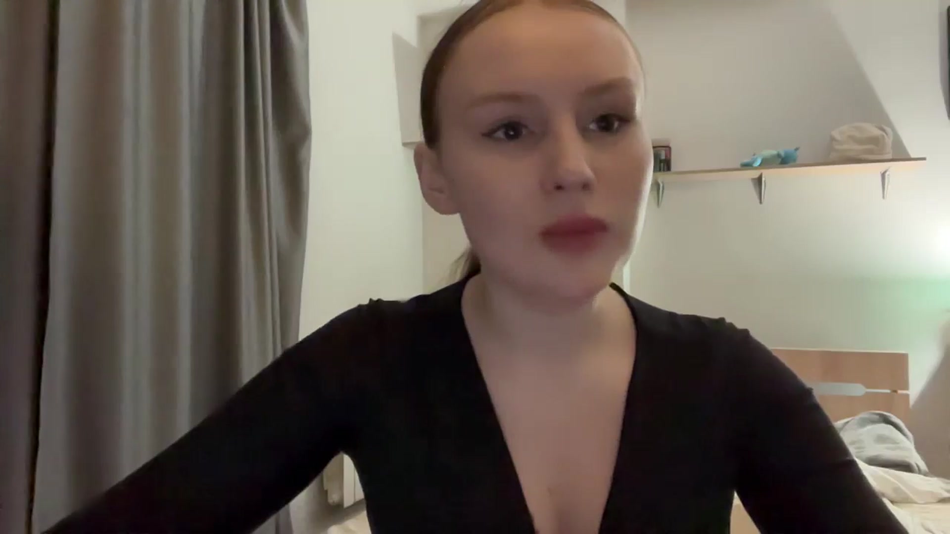 Gallery image thumbnail from BabeRosie's myfreecams stream on, 02/25/2025, 19:45 image 3 of 20