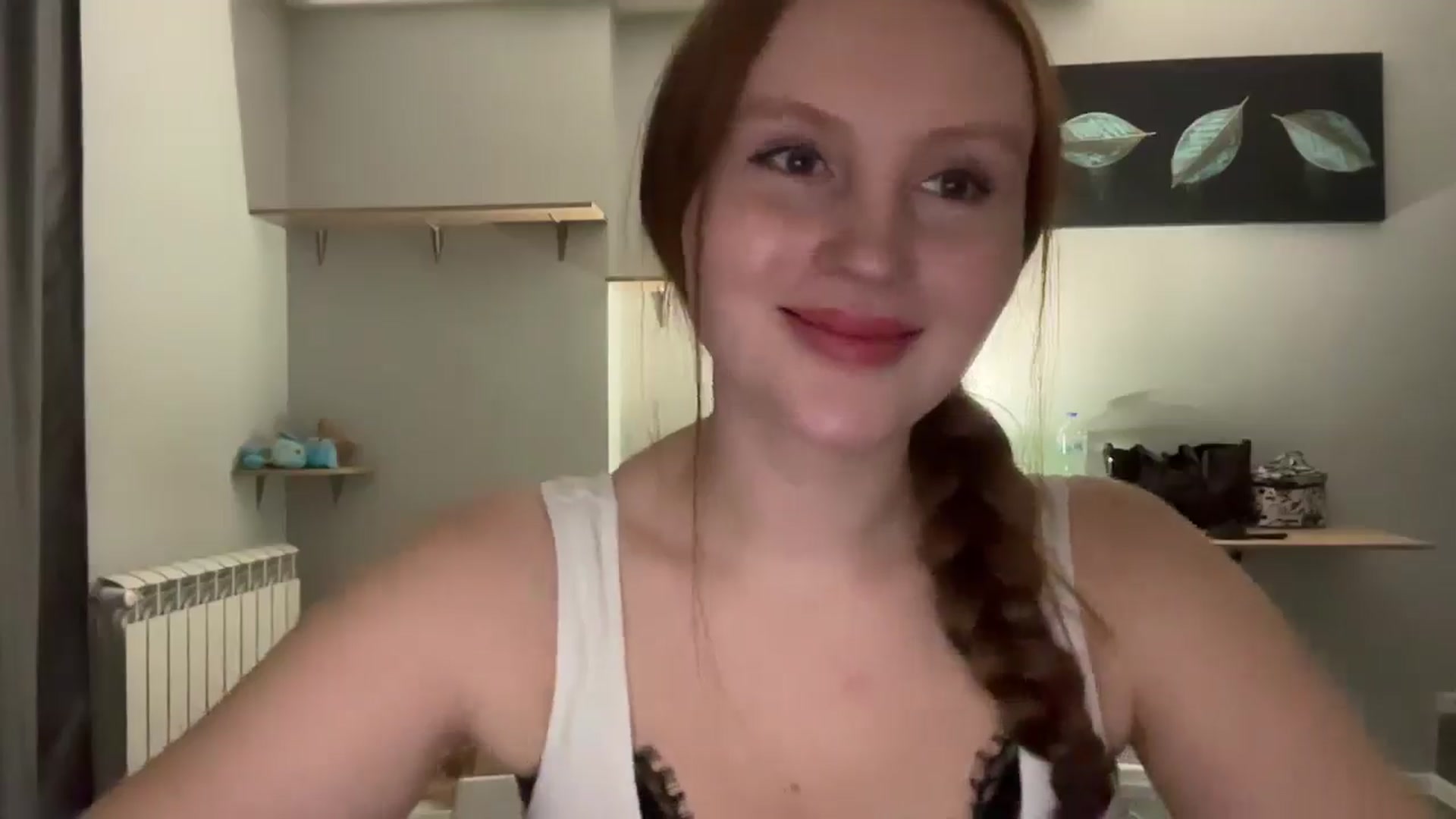 Gallery image thumbnail from BabeRosie's myfreecams stream on, 03/13/2025, 18:41 image 15 of 20