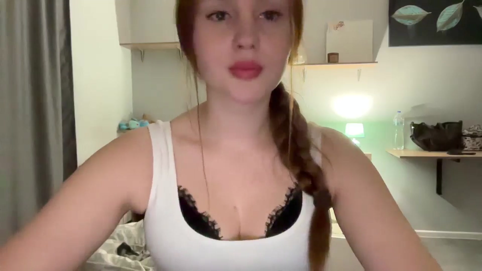 Gallery image thumbnail from BabeRosie's myfreecams stream on, 03/13/2025, 20:00 image 7 of 20