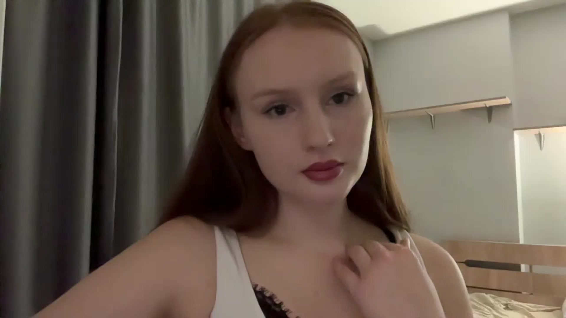 Gallery image thumbnail from BabeRosie's myfreecams stream on, 03/17/2025, 21:27 image 12 of 20