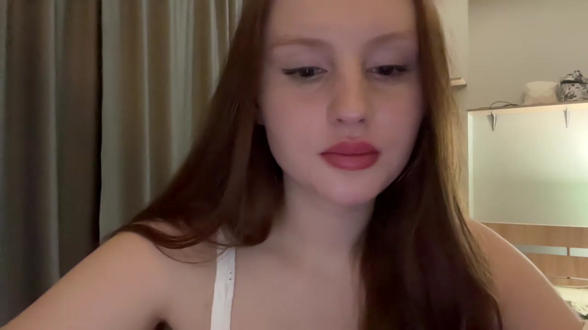 Gallery image thumbnail from BabeRosie's myfreecams stream on, 03/19/2025, 24:08 image 9 of 20