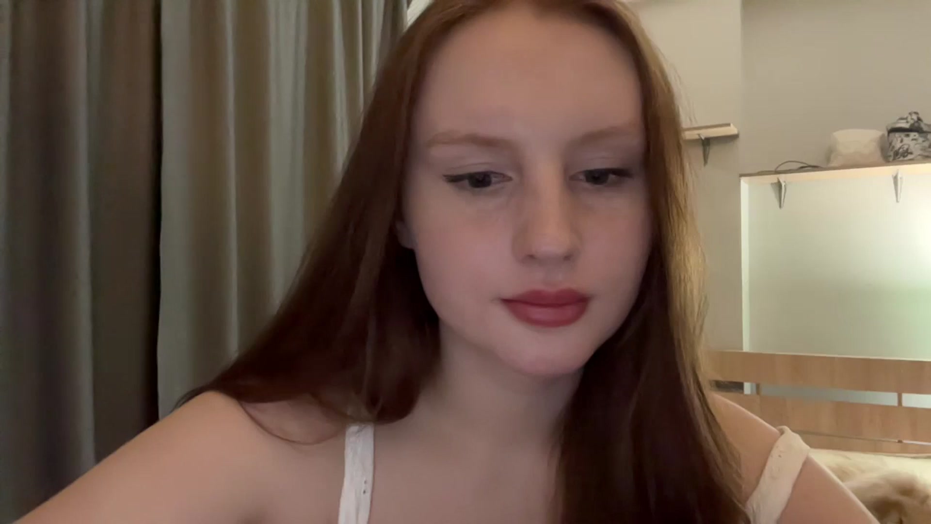Gallery image thumbnail from BabeRosie's myfreecams stream on, 03/19/2025, 24:08 image 4 of 20