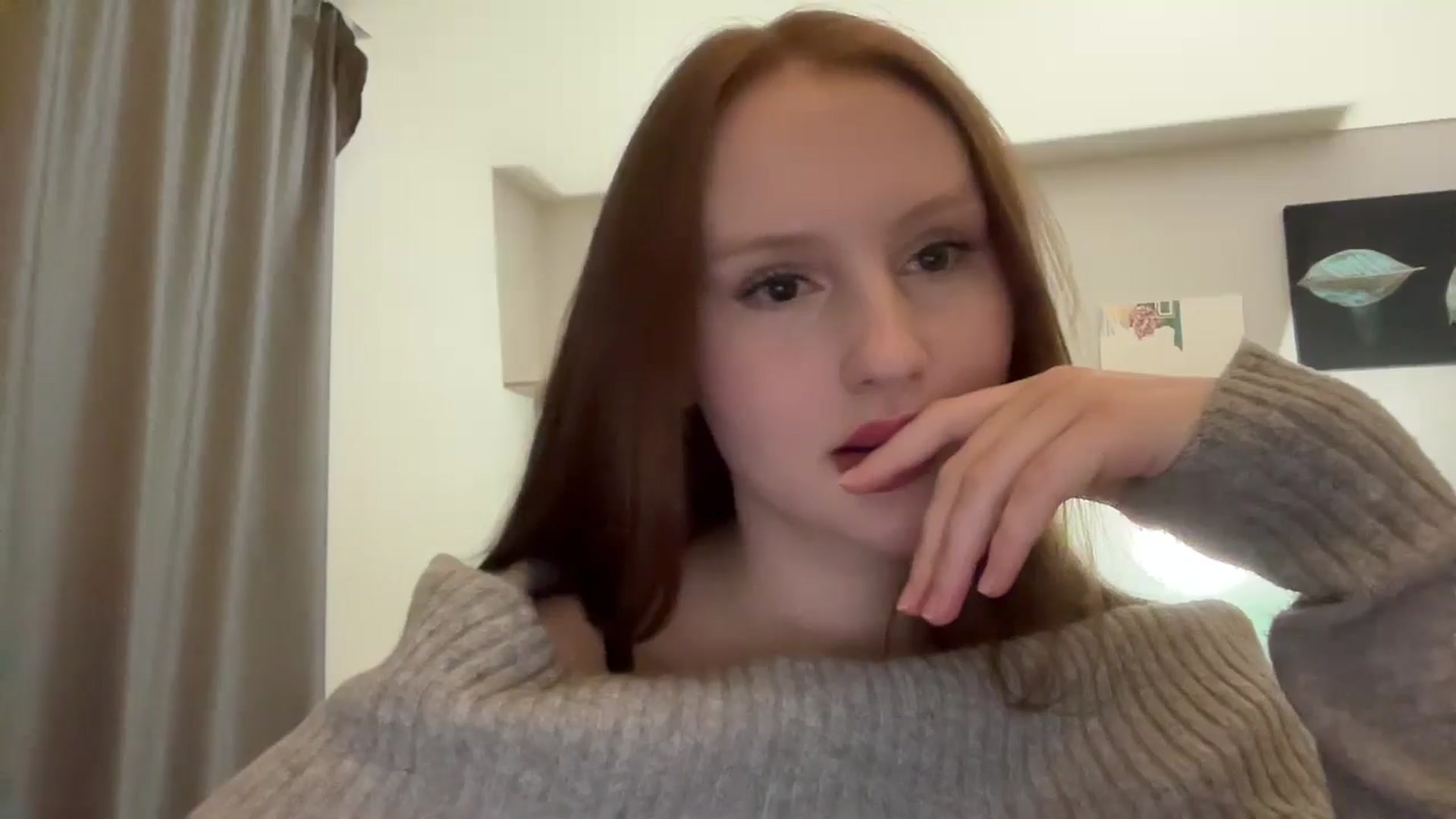Gallery image thumbnail from BabeRosie's myfreecams stream on, 03/19/2025, 19:20 image 18 of 20