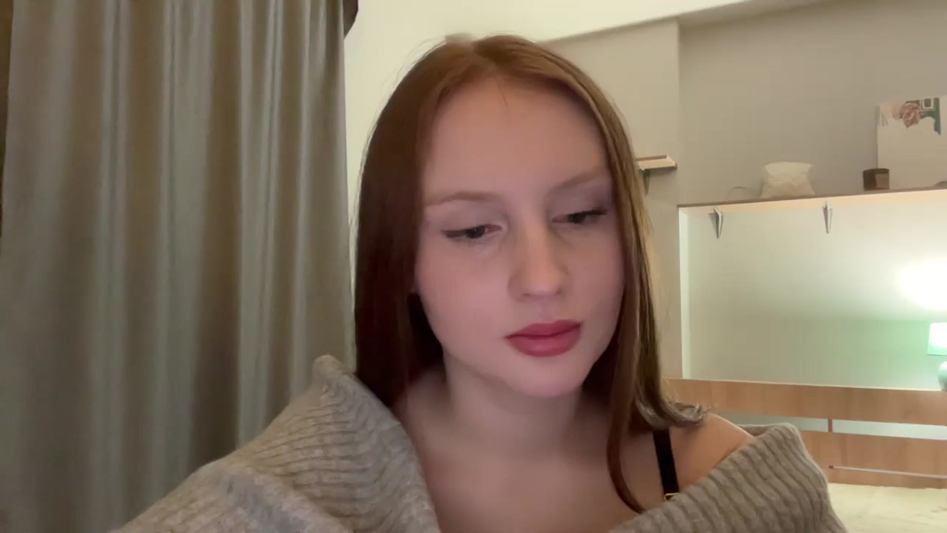 Gallery image thumbnail from BabeRosie's myfreecams stream on, 03/19/2025, 20:01 image 16 of 20