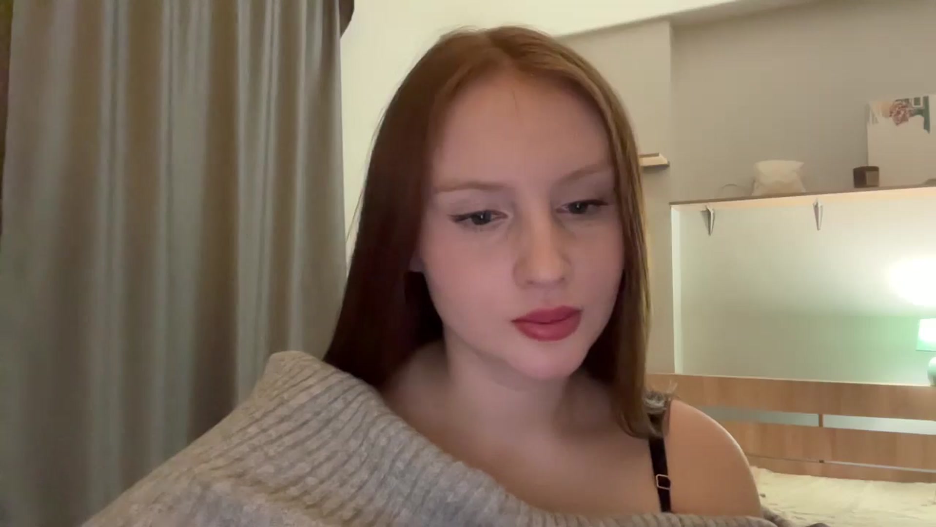 Gallery image thumbnail from BabeRosie's myfreecams stream on, 03/19/2025, 20:01 image 3 of 20