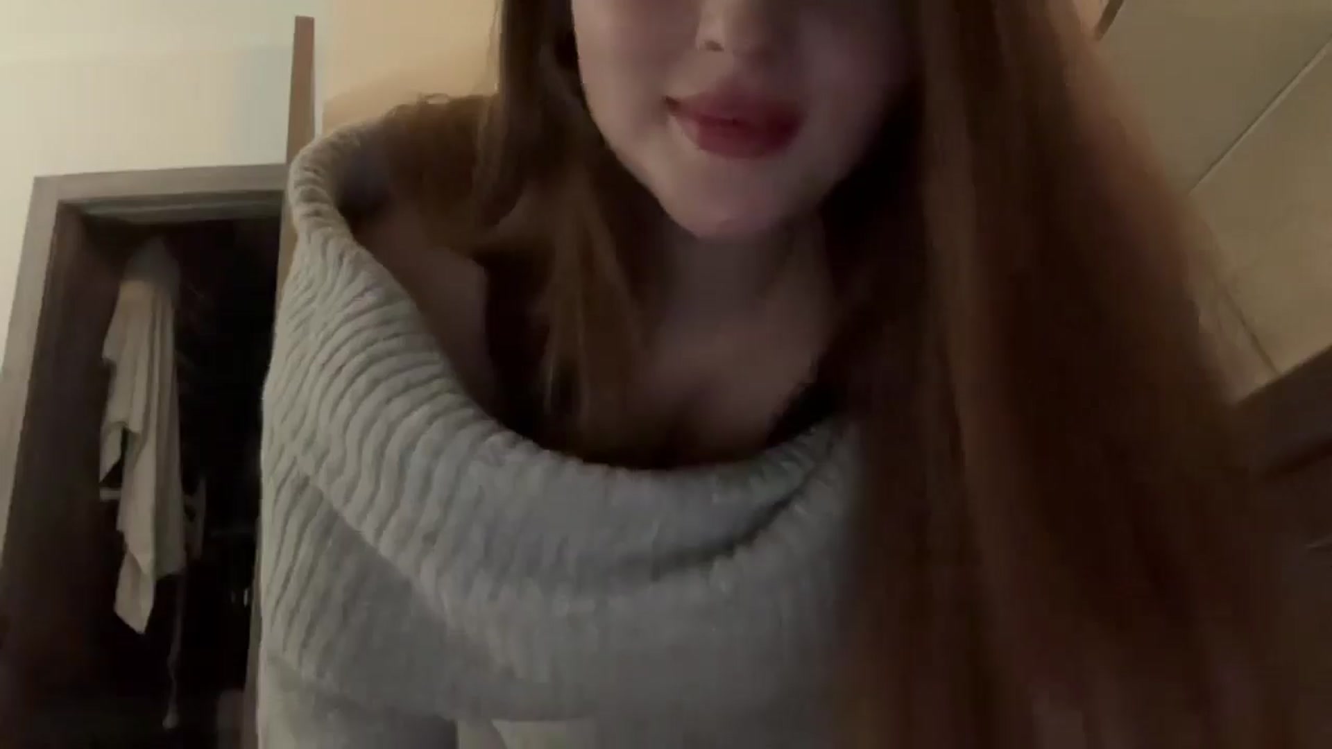 Gallery image thumbnail from BabeRosie's myfreecams stream on, 03/19/2025, 20:33 image 8 of 20