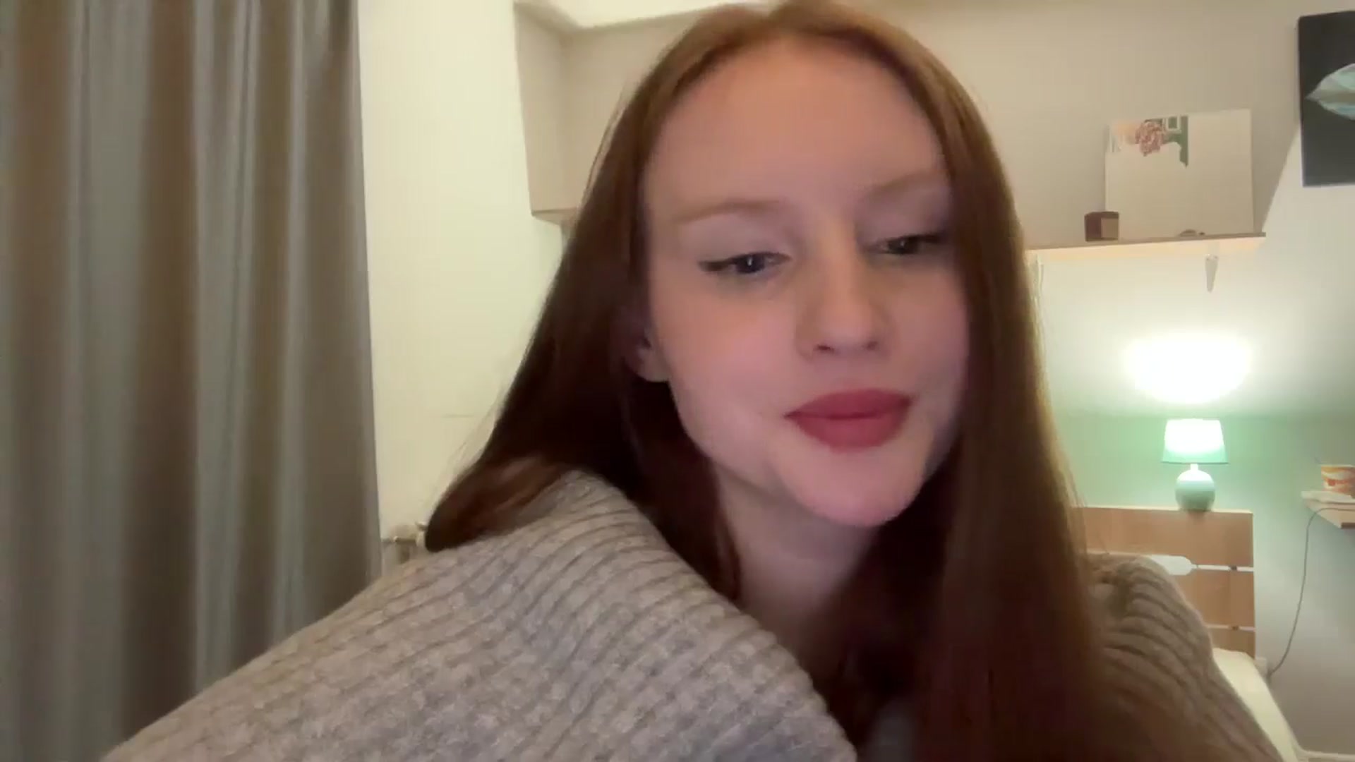 Gallery image thumbnail from BabeRosie's myfreecams stream on, 03/19/2025, 20:33 image 13 of 20