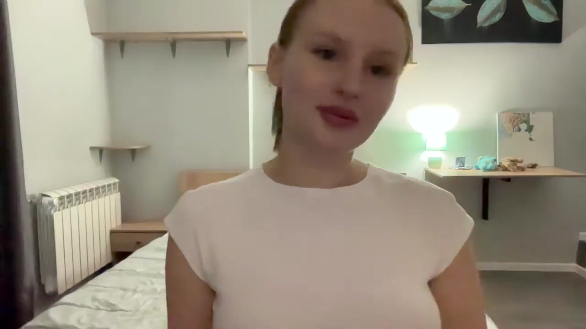 Gallery image thumbnail from BabeRosie's myfreecams stream on, 04/02/2025, 16:28 image 8 of 20