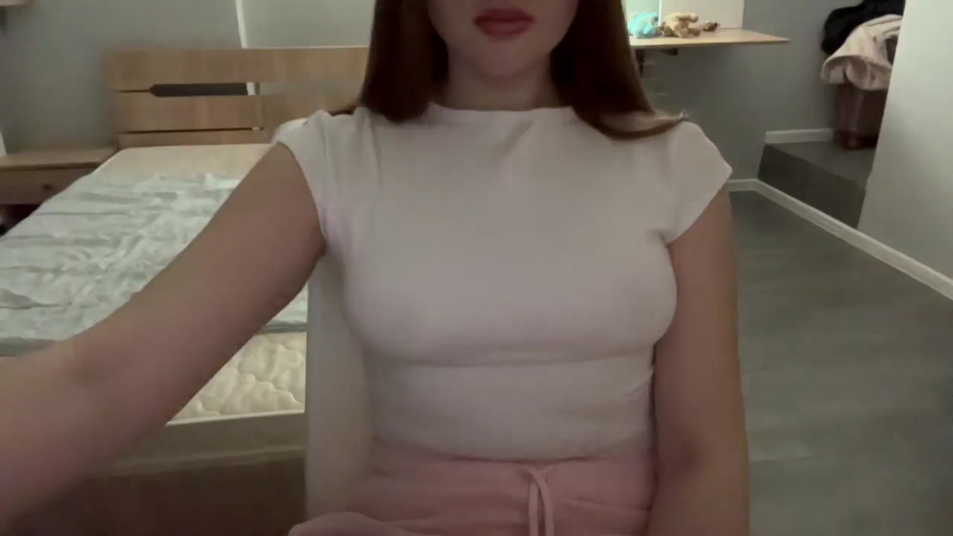 Gallery image thumbnail from BabeRosie's myfreecams stream on, 04/02/2025, 19:41 image 14 of 20