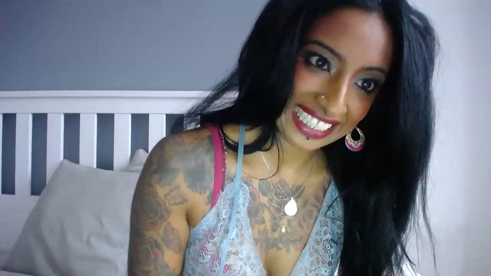 Gallery image thumbnail from BabeXX69XX's myfreecams stream on, 12/11/2022, 14:55 image 12 of 20