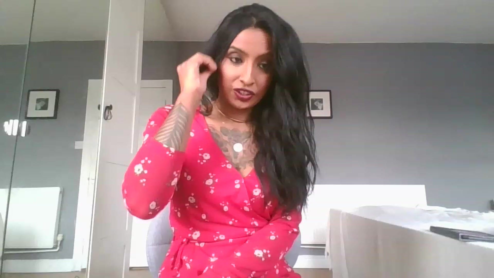 Gallery image thumbnail from BabeXX69XX's myfreecams stream on, 12/21/2022, 09:56 image 16 of 20