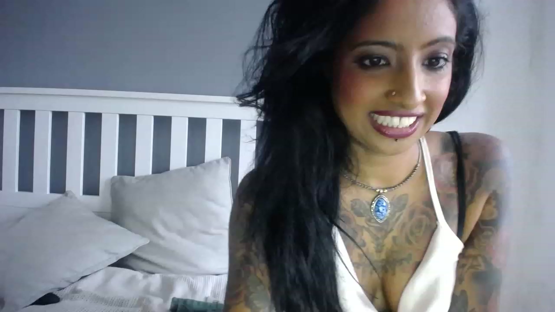 Gallery image thumbnail from BabeXX69XX's myfreecams stream on, 01/01/2023, 16:04 image 14 of 20