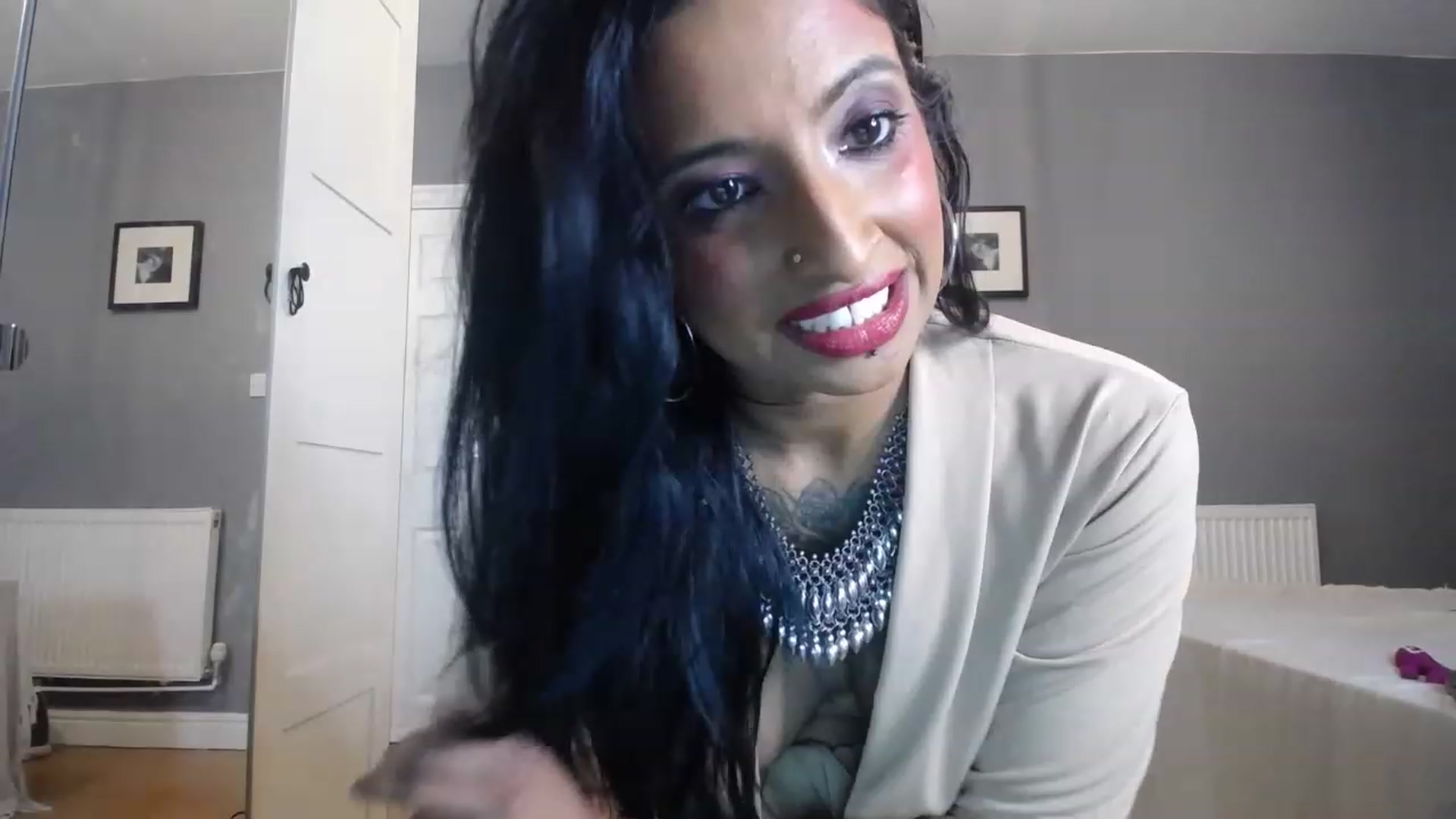 Gallery image thumbnail from BabeXX69XX's myfreecams stream on, 01/16/2023, 17:40 image 20 of 20