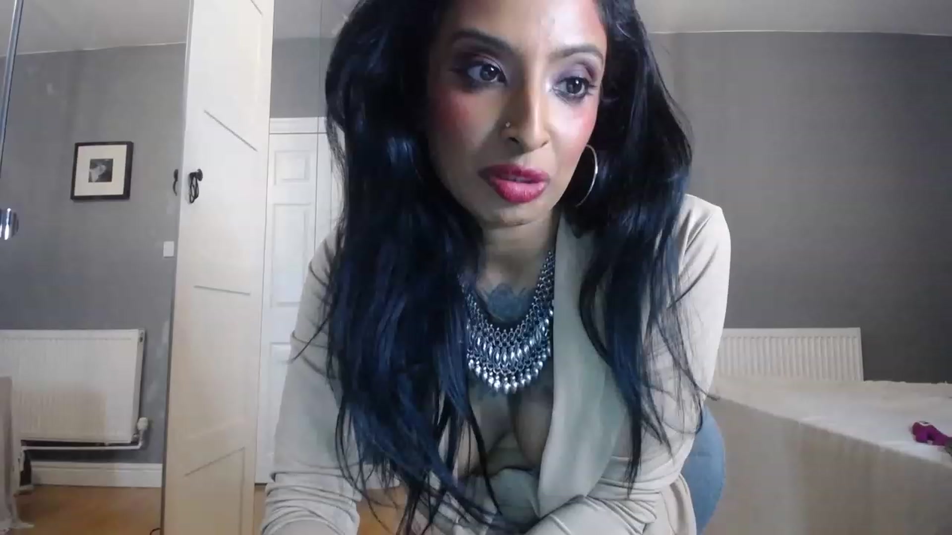 Gallery image thumbnail from BabeXX69XX's myfreecams stream on, 01/16/2023, 17:40 image 17 of 20