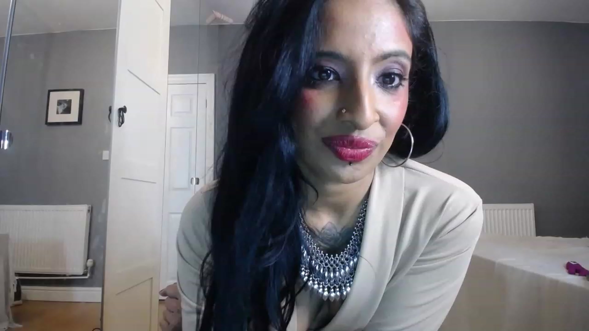 Gallery image thumbnail from BabeXX69XX's myfreecams stream on, 01/16/2023, 17:40 image 10 of 20