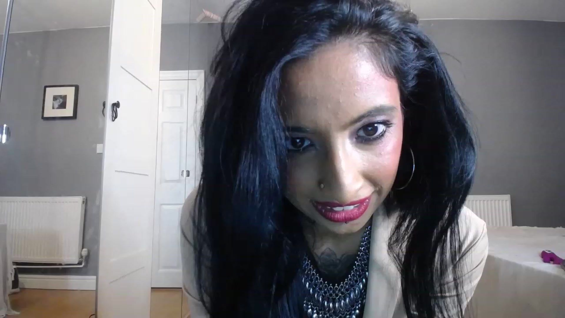 Gallery image thumbnail from BabeXX69XX's myfreecams stream on, 01/16/2023, 17:40 image 16 of 20