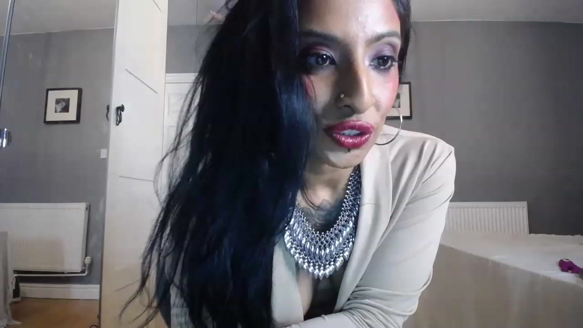 Gallery image thumbnail from BabeXX69XX's myfreecams stream on, 01/16/2023, 17:40 image 5 of 20